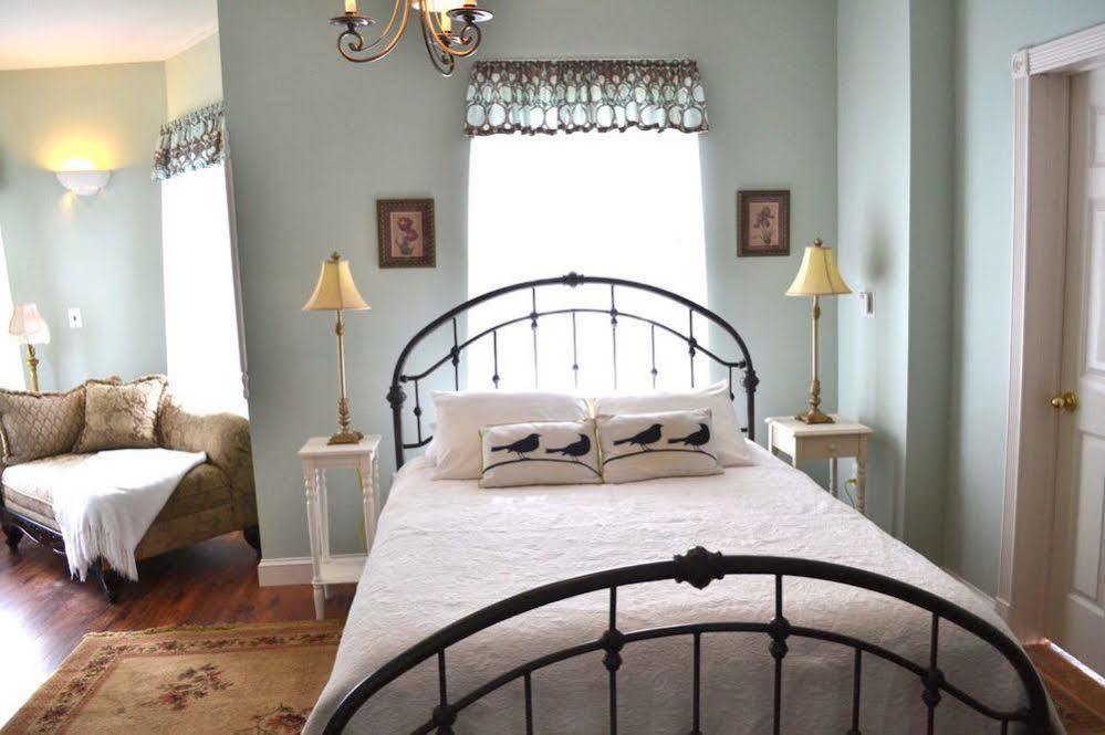 The Bell House Inn Glens Falls Zewnętrze zdjęcie