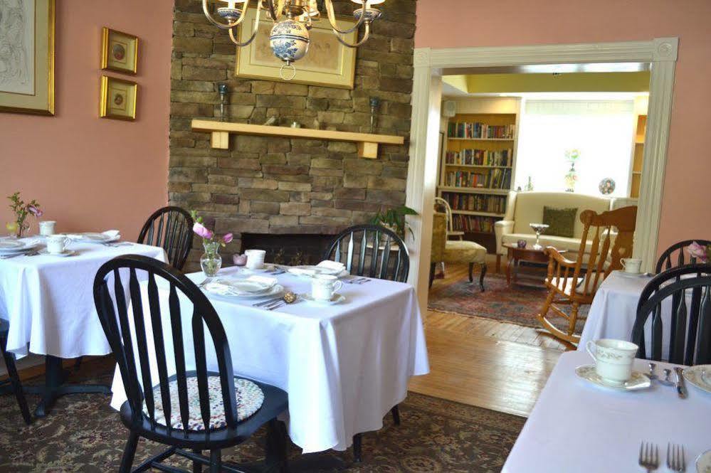 The Bell House Inn Glens Falls Zewnętrze zdjęcie